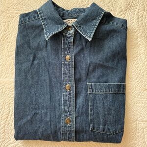 Vintage 90’s A K A Eddie Bauer Denim Shirt size medium